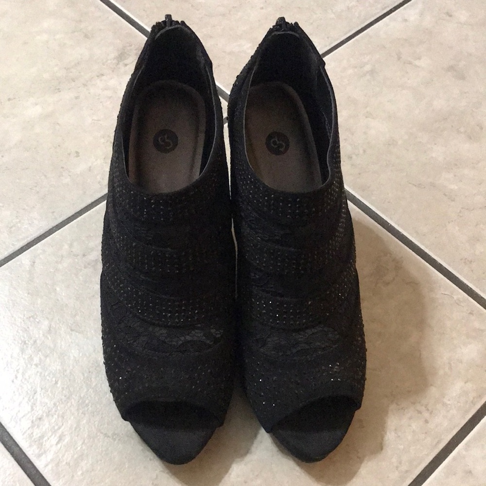 Dress barn black booties